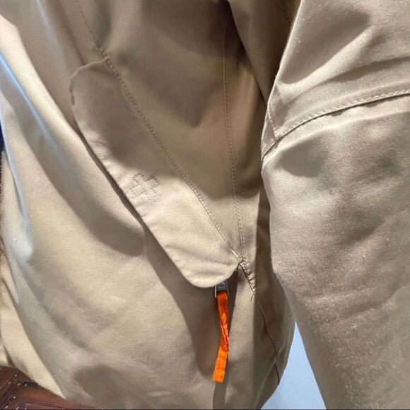 Rossignol JC De Castelbajac Women's Size M Ski Jacket Tan Mock Neck Pockets - Picture 9 of 16